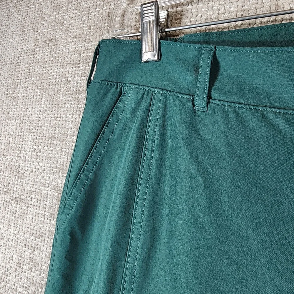 Kirkland Signature Ladies' Travel Pants Stretch Crop Womens‎ 4 Green 30x26 EUC